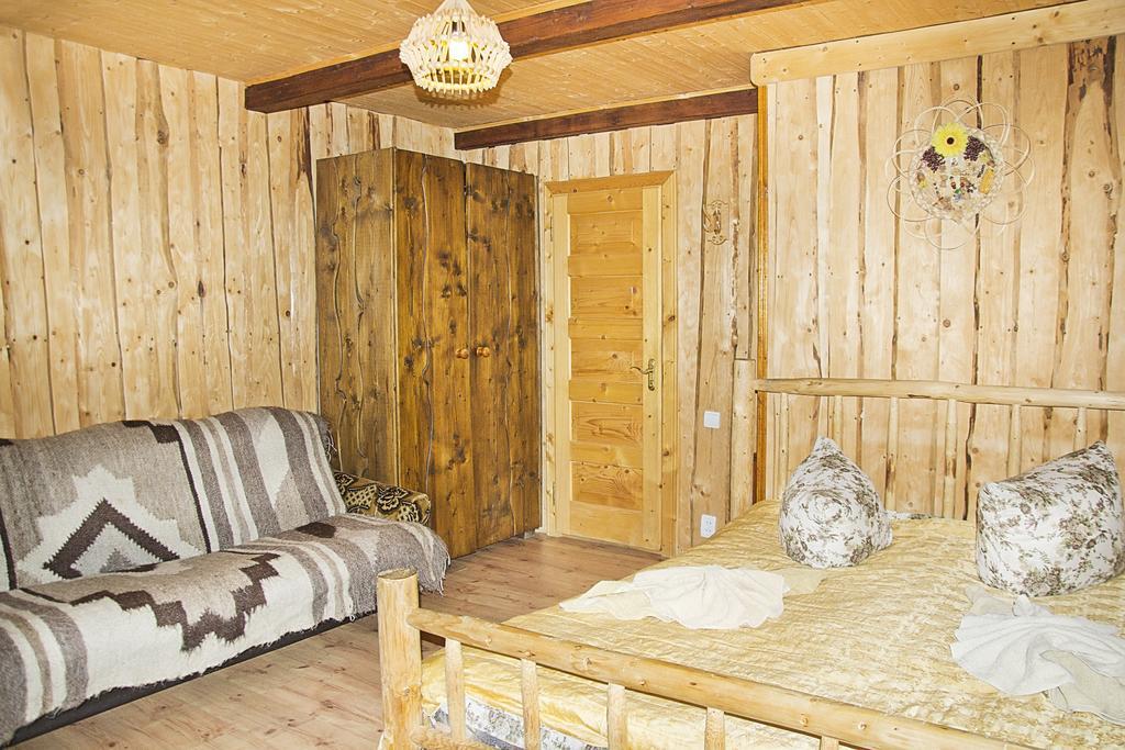 Hotel Gostynniy Dvir Raytshtoky Vorochta Exteriér fotografie