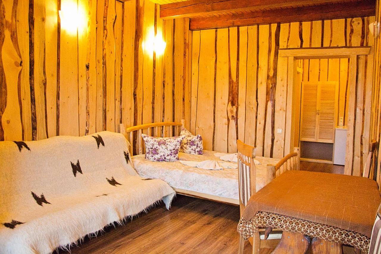 Hotel Gostynniy Dvir Raytshtoky Vorochta Exteriér fotografie